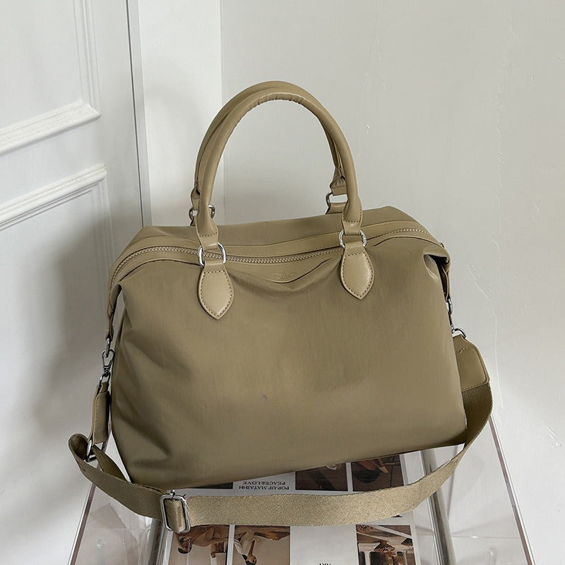 #139.85 Women's new portable outdoor commuter handbag fitness bag