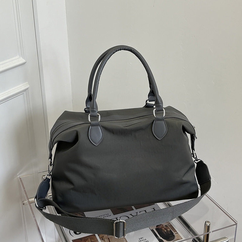 #139.85 Women's new portable outdoor commuter handbag fitness bag