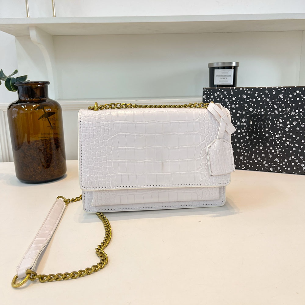#248 Women's New Temperament Joker Metal Chain Shoulder Bag Messenger Bag